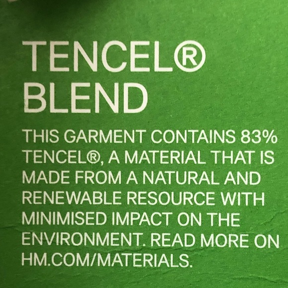 H&M Classic with a twist! - Picture 4 of 4